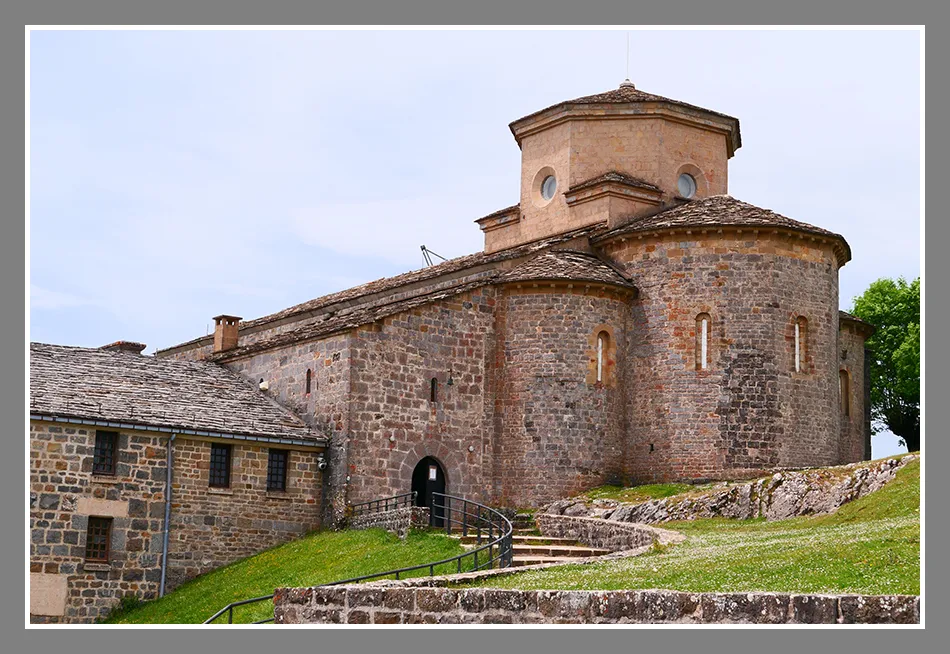 Santuario de San Miguel de Aralar